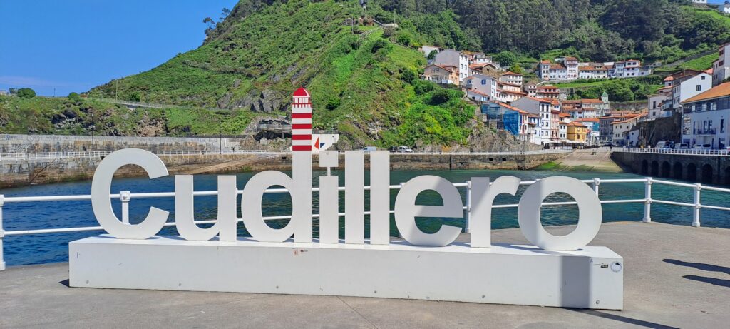 Cudillero, Avilés y Faro Cabo Peñas